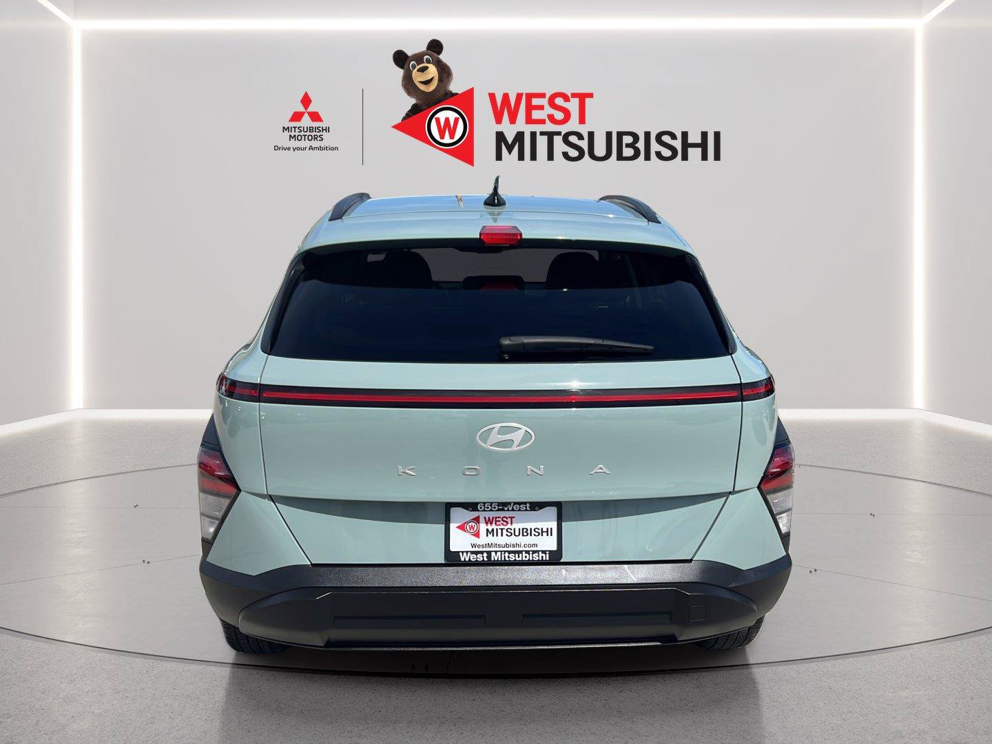 Used 2024 Hyundai Kona SEL FWD image 5