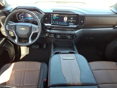 Used 2024 Chevrolet Silverado 2500 High Country AWD/4WD image 11