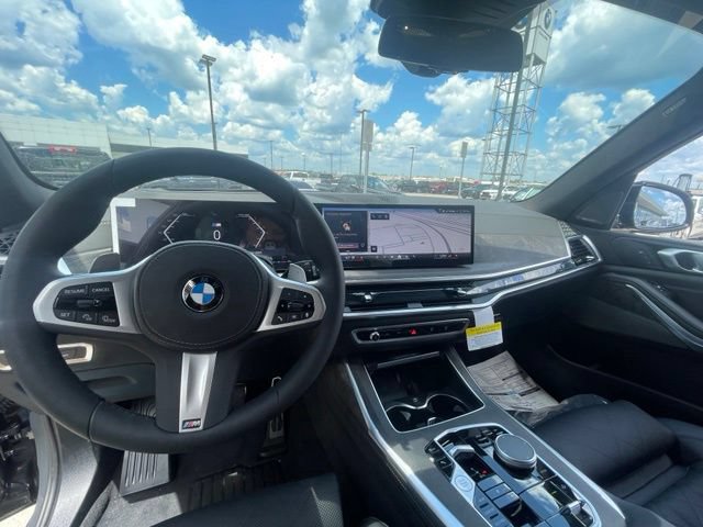 Used 2027 BMW X7 xDrive40i w/ M Sport Package AWD/4WD image 33