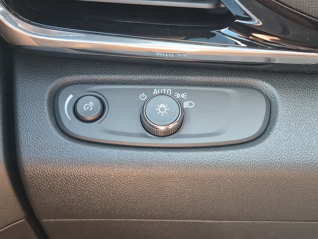 New 2026 Buick Envista Sport Touring w/ Convenience I Package FWD image 20