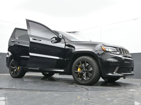 Used 2018 Jeep Grand Cherokee Trackhawk image 68