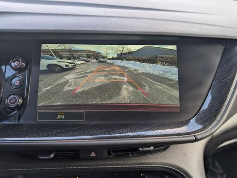 Used 2023 Buick Envision Essence image 28
