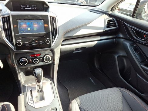 Used 2023 Subaru Crosstrek 2.0i Premium image 16