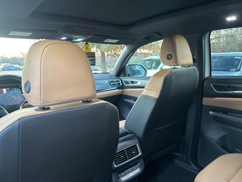 New 2026 Volkswagen Atlas Cross Sport SEL image 28