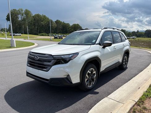 New 2026 Subaru Forester Premium AWD/4WD image 3