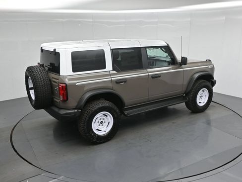 New 2026 Ford Bronco Heritage Edition AWD/4WD image 38