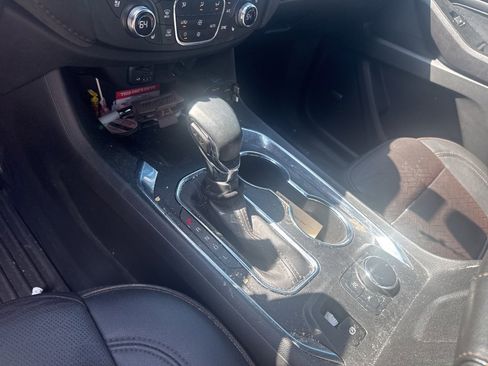 Used 2023 Chevrolet Traverse High Country image 21