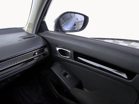 Used 2024 Honda Civic EX image 18