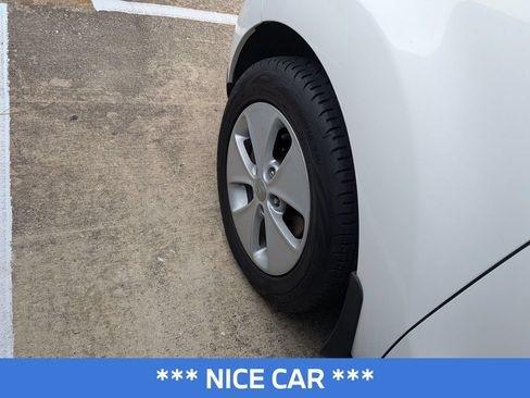 Used 2016 Kia Soul FWD image 6