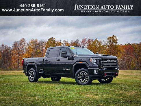 Used 2020 GMC Sierra 2500 AT4 w/ AT4 Premium Package image 1