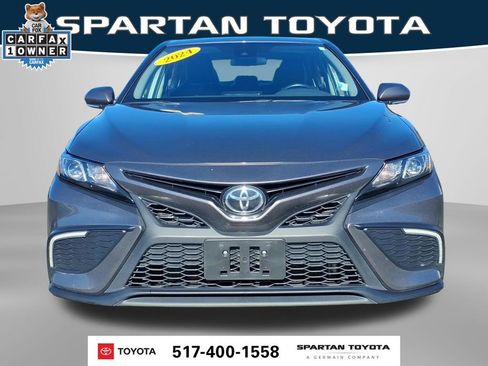 Used 2024 Toyota Camry SE FWD image 2