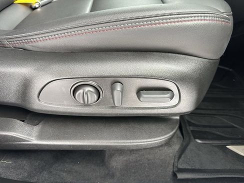 Certified 2023 Chevrolet Traverse RS w/ LPO, Floor Liner Package image 16