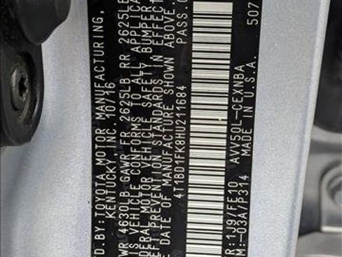 Used 2017 Toyota Camry LE image 24