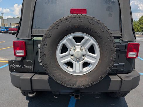 Used 2010 Jeep Wrangler Sport AWD/4WD image 23