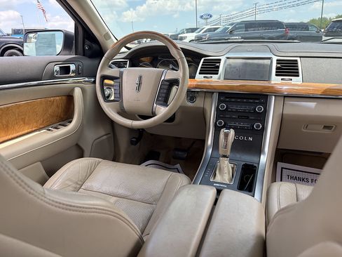 Used 2011 Lincoln MKS w/ 102A Rapid Spec Order Code FWD image 23