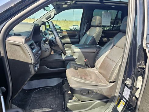 Used 2021 Chevrolet Tahoe High Country w/ Premium Package AWD/4WD image 21