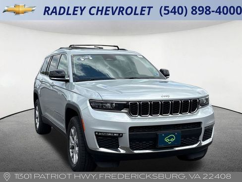 Used 2022 Jeep Grand Cherokee L Limited AWD/4WD image 22