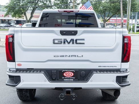 Used 2025 GMC Sierra 3500 Denali Ultimate AWD/4WD image 5