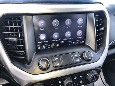 Used 2023 GMC Acadia SLE w/ Driver Convenience Package image 16