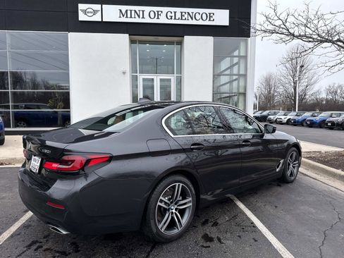 Used 2023 BMW 530i xDrive w/ Premium Package AWD/4WD image 3