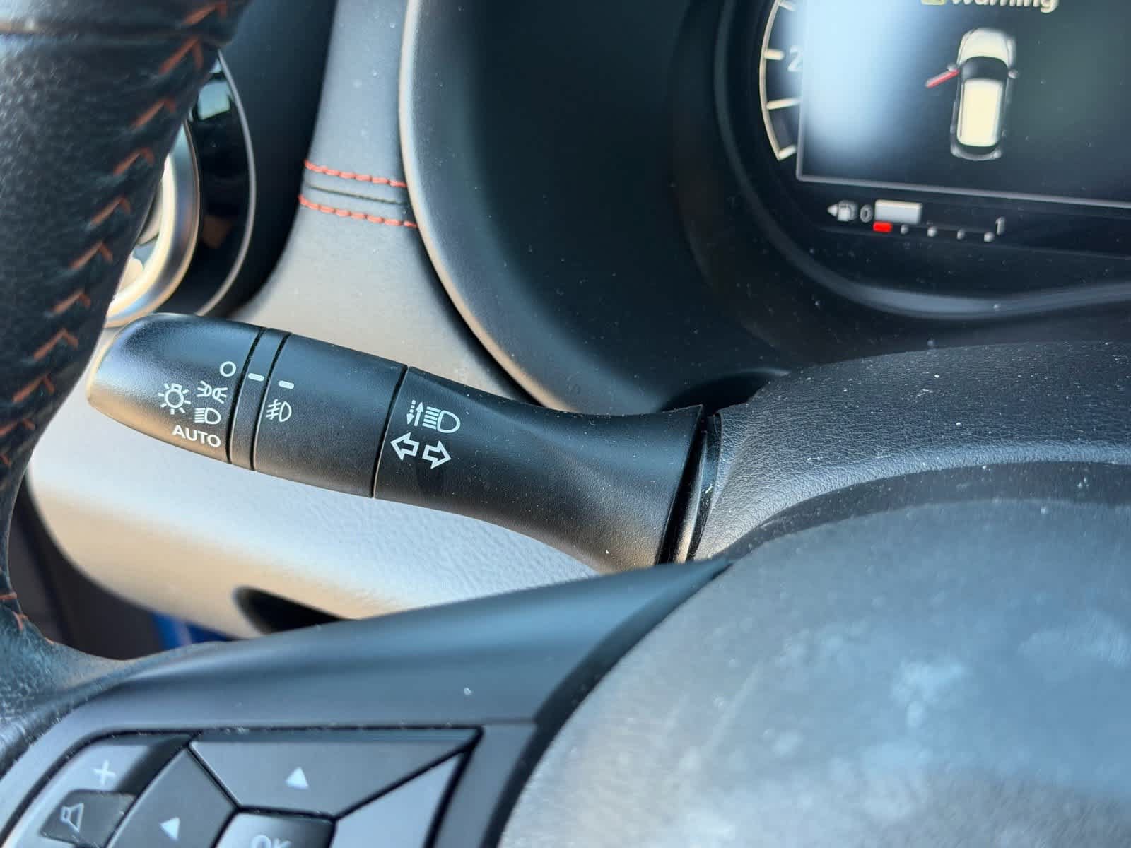Used 2023 Nissan Kicks SR FWD image 19
