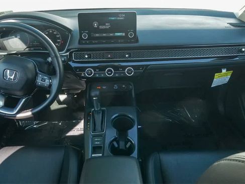 Used 2024 Honda Civic EX-L image 11