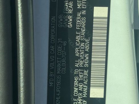 Used 2018 Volvo S90 T6 Inscription w/ Convenience Package image 24