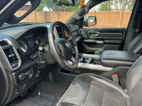 Used 2020 RAM 1500 Laramie AWD/4WD image 11