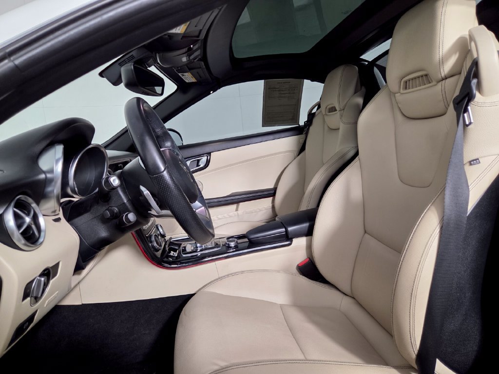 Used 2020 Mercedes-Benz SLC 300 image 10