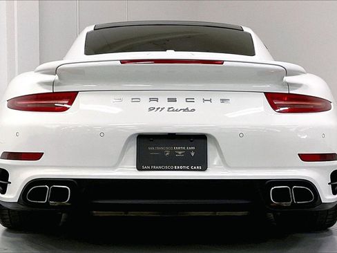 Used 2016 Porsche 911 Turbo image 5