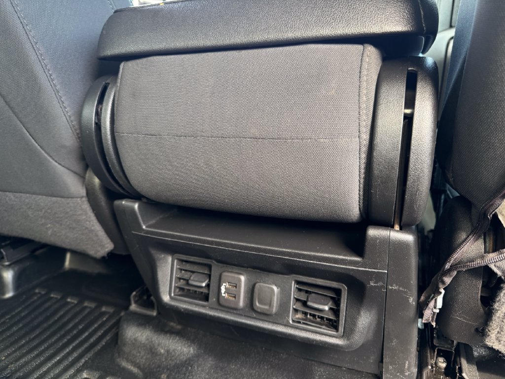 Used 2022 Chevrolet Silverado 3500 LT w/ Convenience Package AWD/4WD image 15