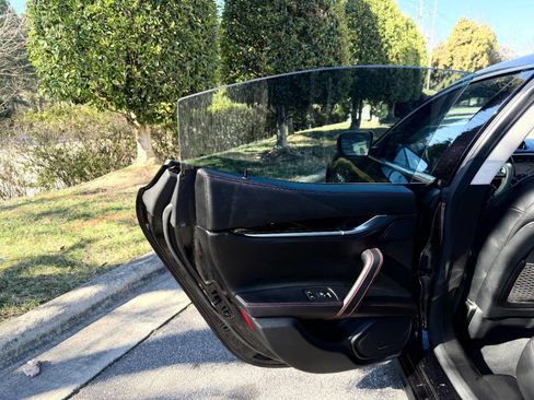 Used 2016 Maserati Ghibli S Q4 image 20