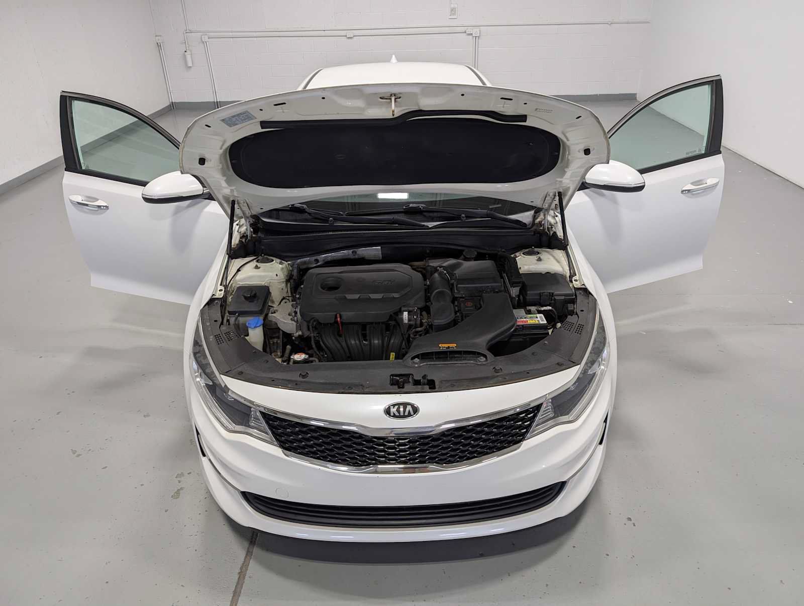 Used 2016 Kia Optima LX FWD image 12