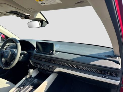 Used 2023 Honda Accord LX image 22