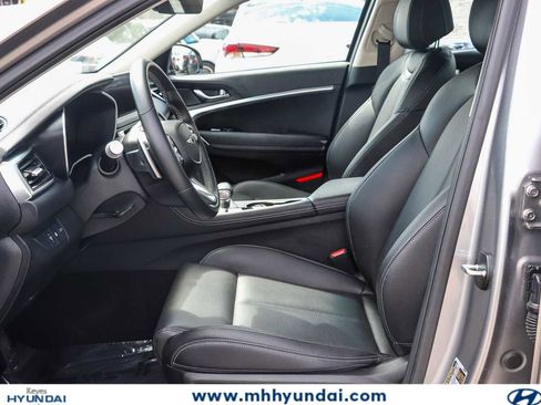 Used 2026 Genesis G70 2.5T RWD image 15