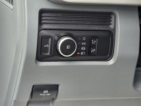 New 2026 Ford F450 XLT w/ XLT Value Package image 5