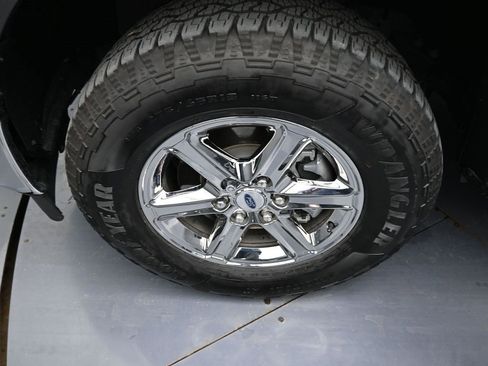 Used 2025 Ford F150 Lariat w/ FX4 Off-Road Package image 25