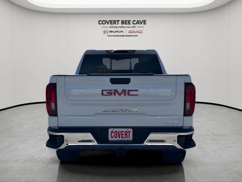 New 2026 GMC Sierra 1500 SLT image 7