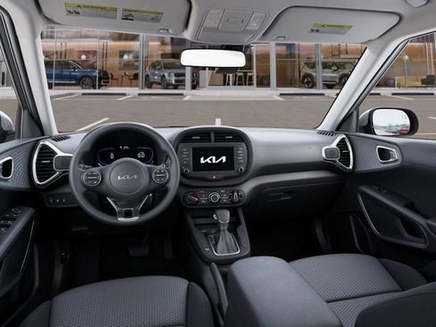 New 2025 Kia Soul LX w/ LX Technology Package FWD image 14