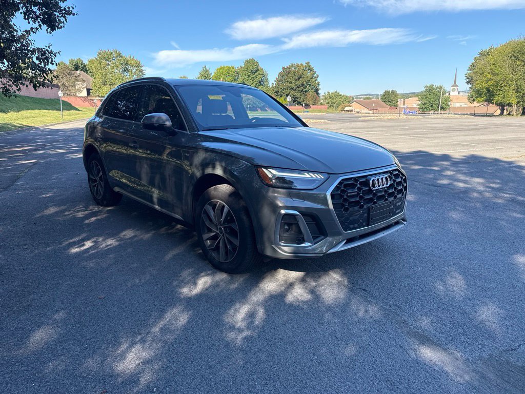 Used 2023 Audi Q5 2.0T Prestige w/ Prestige Package AWD/4WD image 4