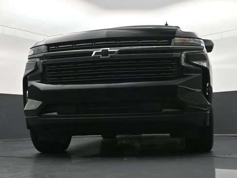 Used 2021 Chevrolet Suburban RST w/ Rear Media and Nav Package RWD image 31