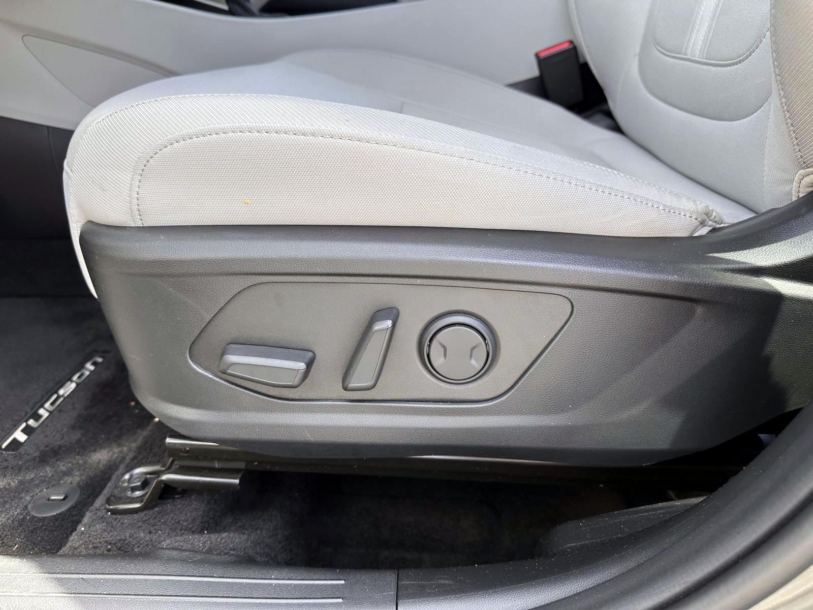Used 2025 Hyundai Tucson SEL AWD/4WD image 10