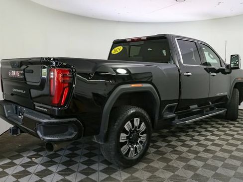 Used 2024 GMC Sierra 2500 Denali w/ Snow Plow Prep/Camper Package AWD/4WD image 13