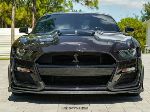 Used 2022 Ford Mustang Shelby GT500 w/ Technology Package image 13