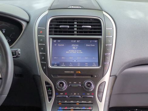 Used 2020 Lincoln Nautilus Reserve FWD image 29