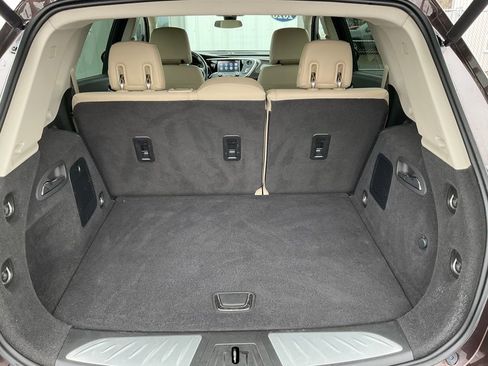 Used 2020 Buick Envision Premium image 25