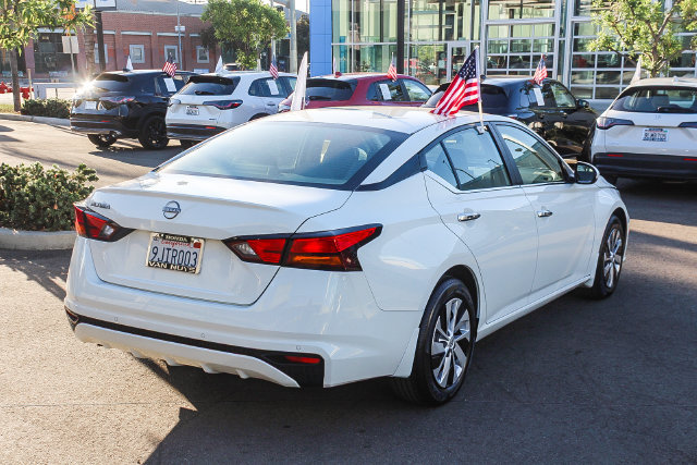 Used 2023 Nissan Altima 2.5 S FWD image 5