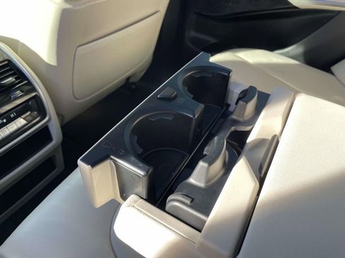 Used 2022 BMW X5 xDrive40i w/ M Sport Package image 13