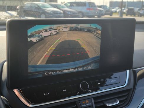 Used 2024 Nissan Altima 2.5 SR w/ SR Premium Package image 26