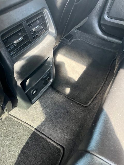Used 2023 Ford Edge Titanium AWD/4WD image 7